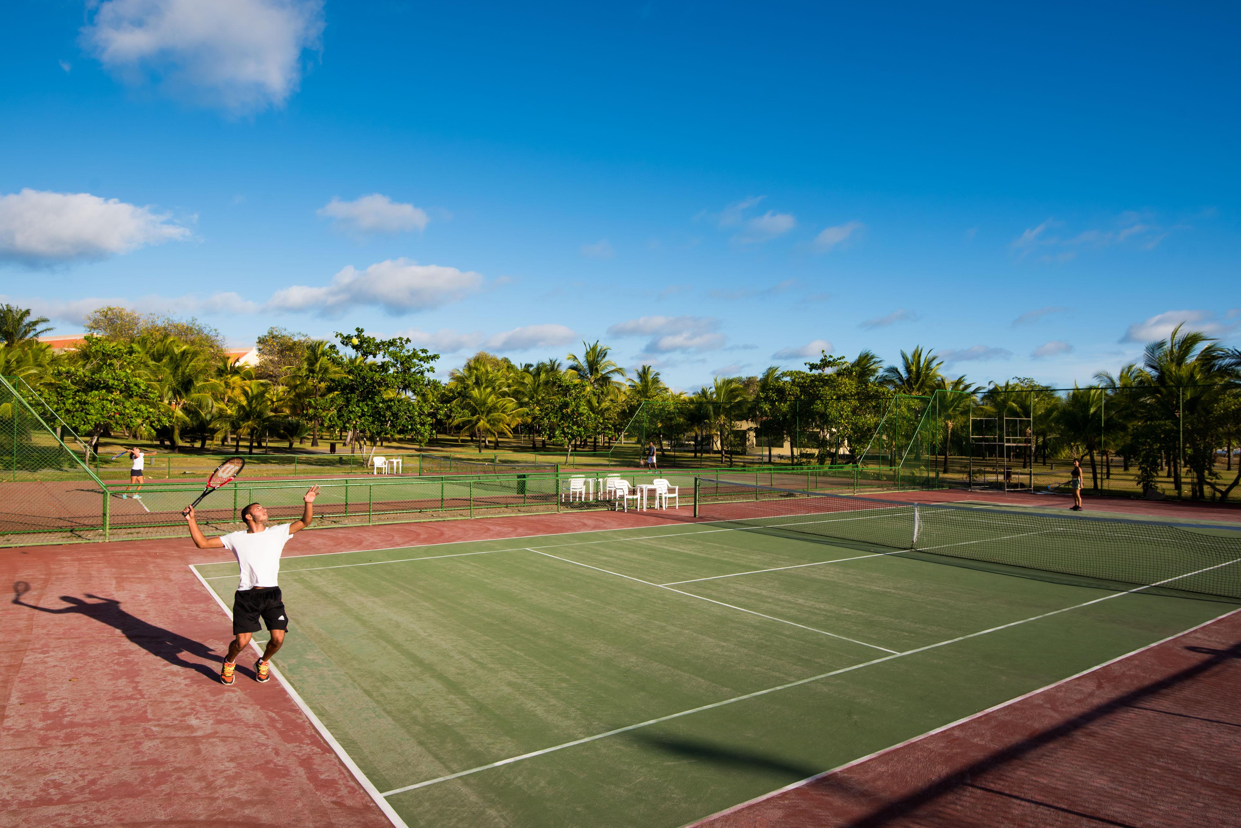 Vila Gale Cabo Cabo de Santo Agostinho Exterior photo Tennis courts at the Boca Raton Resort