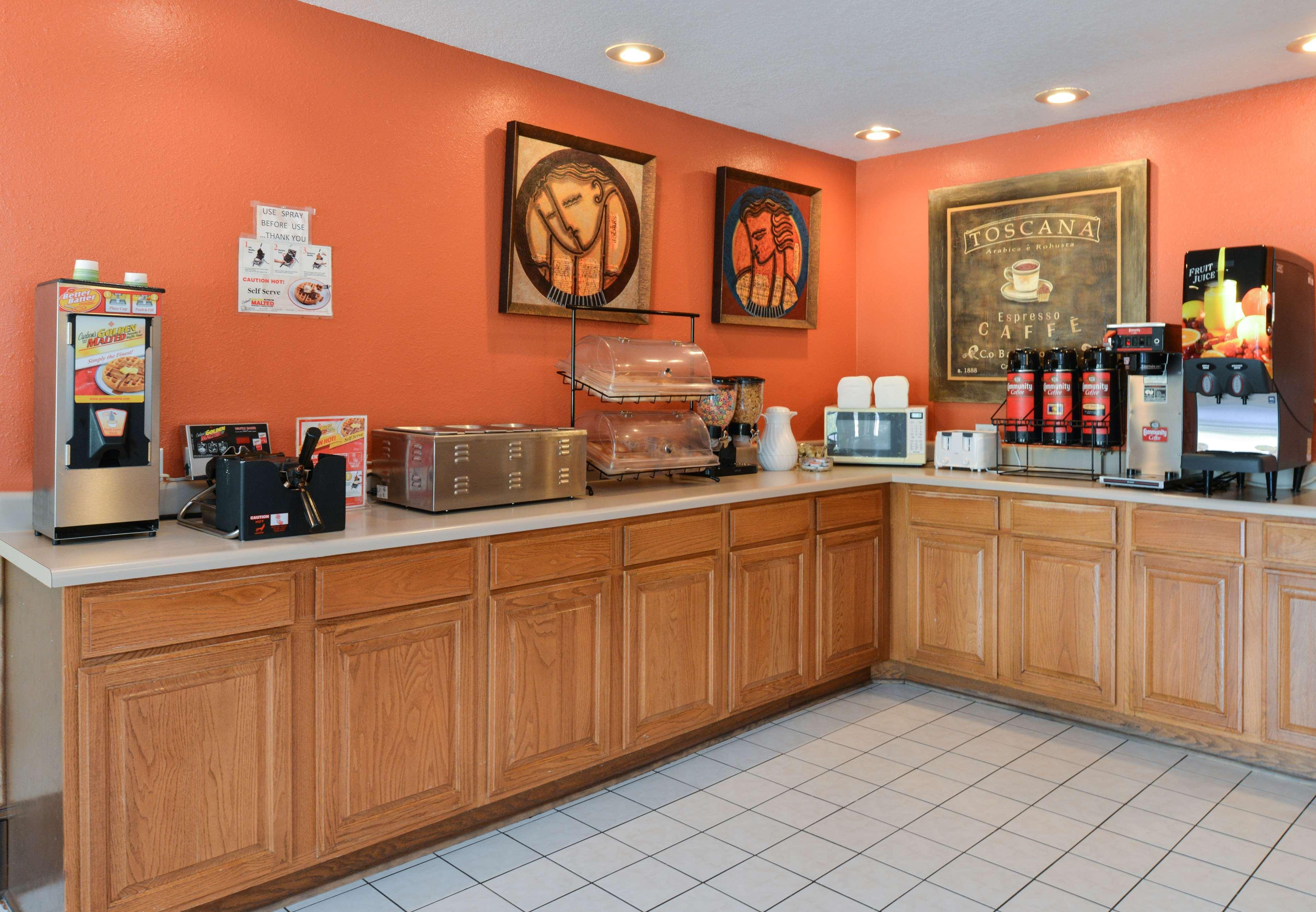 Vila Gale Cabo Cabo de Santo Agostinho Exterior photo A typical Express Start breakfast